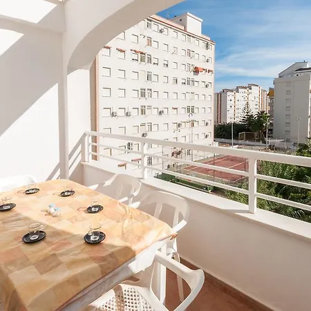 Devesa Apartment *